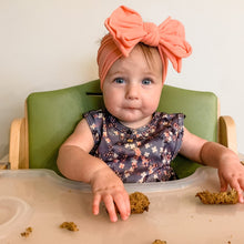 Load image into Gallery viewer, Ditsy Floral Bapron Mama Yay! Bapron Toddler (6m - 3T),Preschool (3-5 yrs) Bib Bapron BapronBaby BLW Baby Led Weaning Toddler Feeding
