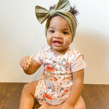 Load image into Gallery viewer, Peachy Dreams Bapron Mama Yay! Bapron Toddler (6m - 3T),Preschool (3-5 yrs) Bib Bapron BapronBaby BLW Baby Led Weaning Toddler Feeding